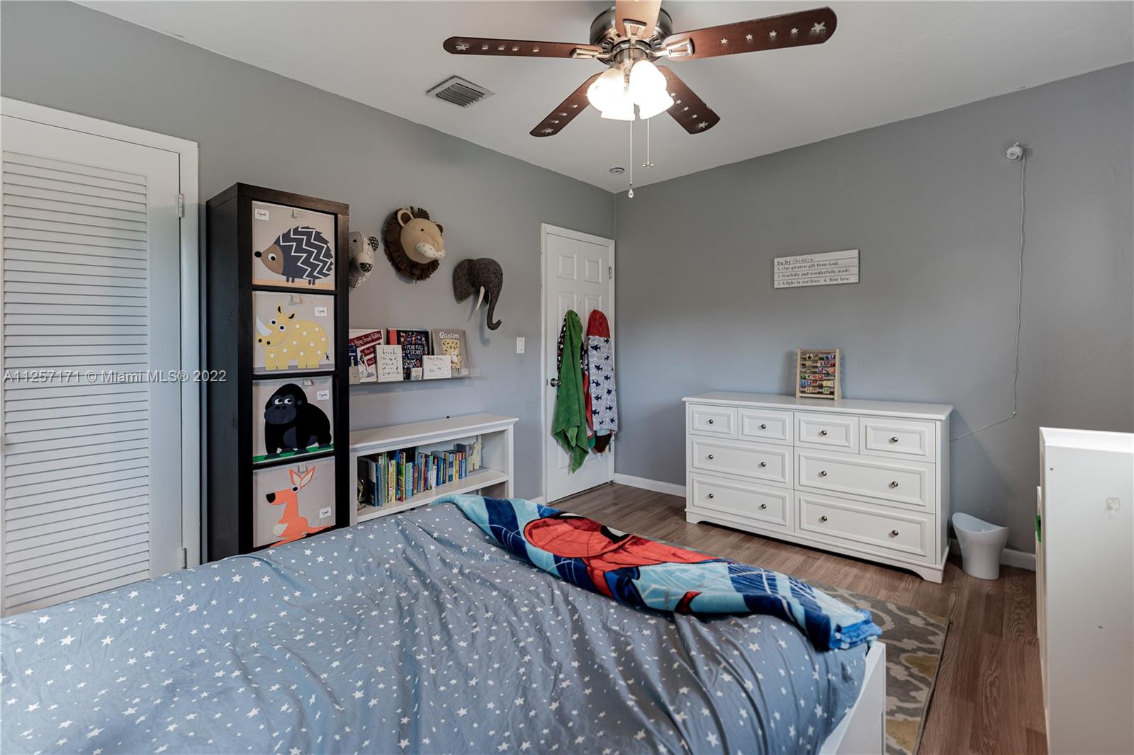 19218 Southwest 92nd Road Cutler Bay, FL 33157 - Photo 14 of 41