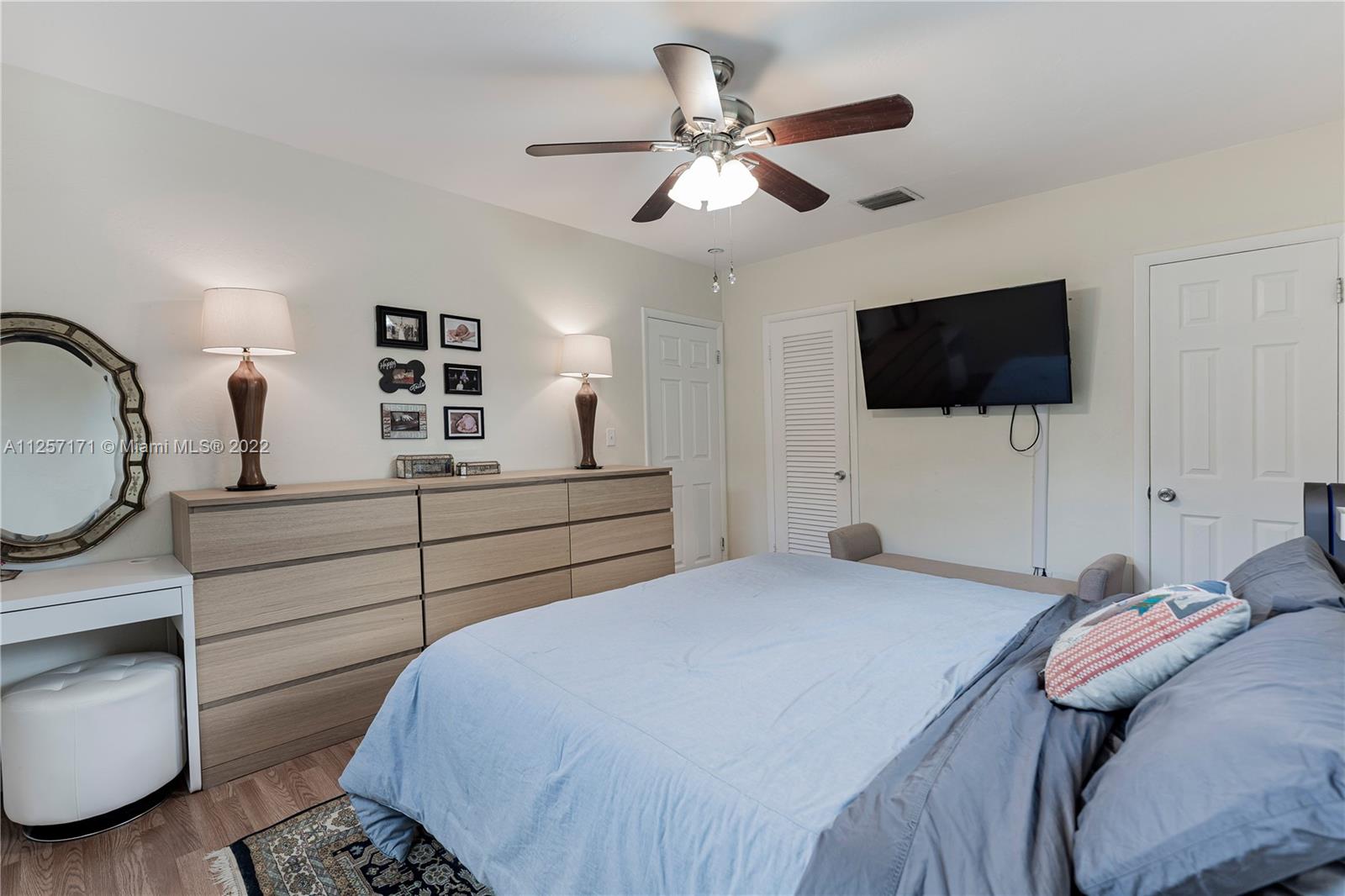 19218 Southwest 92nd Road Cutler Bay, FL 33157 - Photo 18 of 41 second bedroom