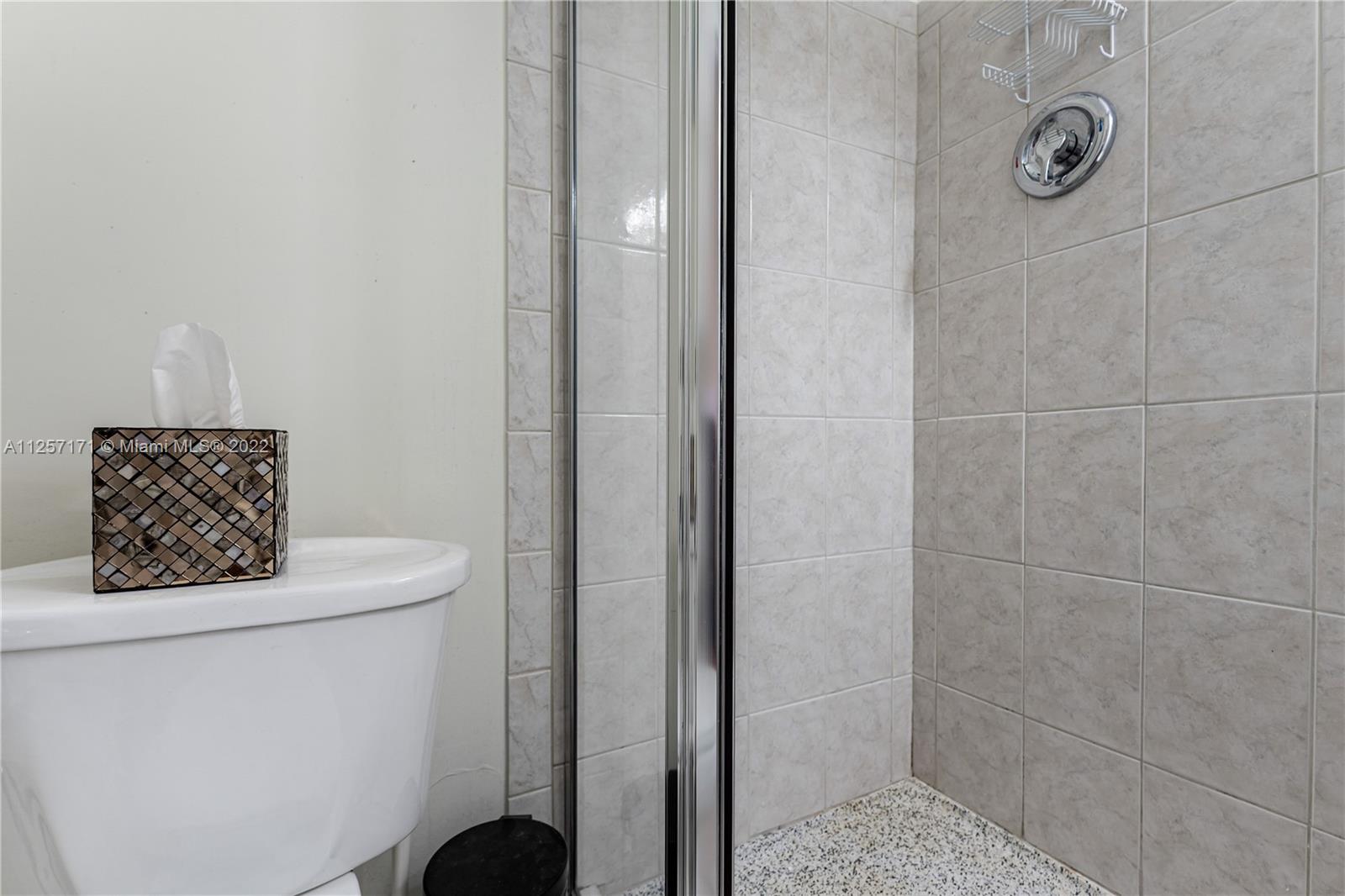 19218 Southwest 92nd Road Cutler Bay, FL 33157 - Photo 22 of 41