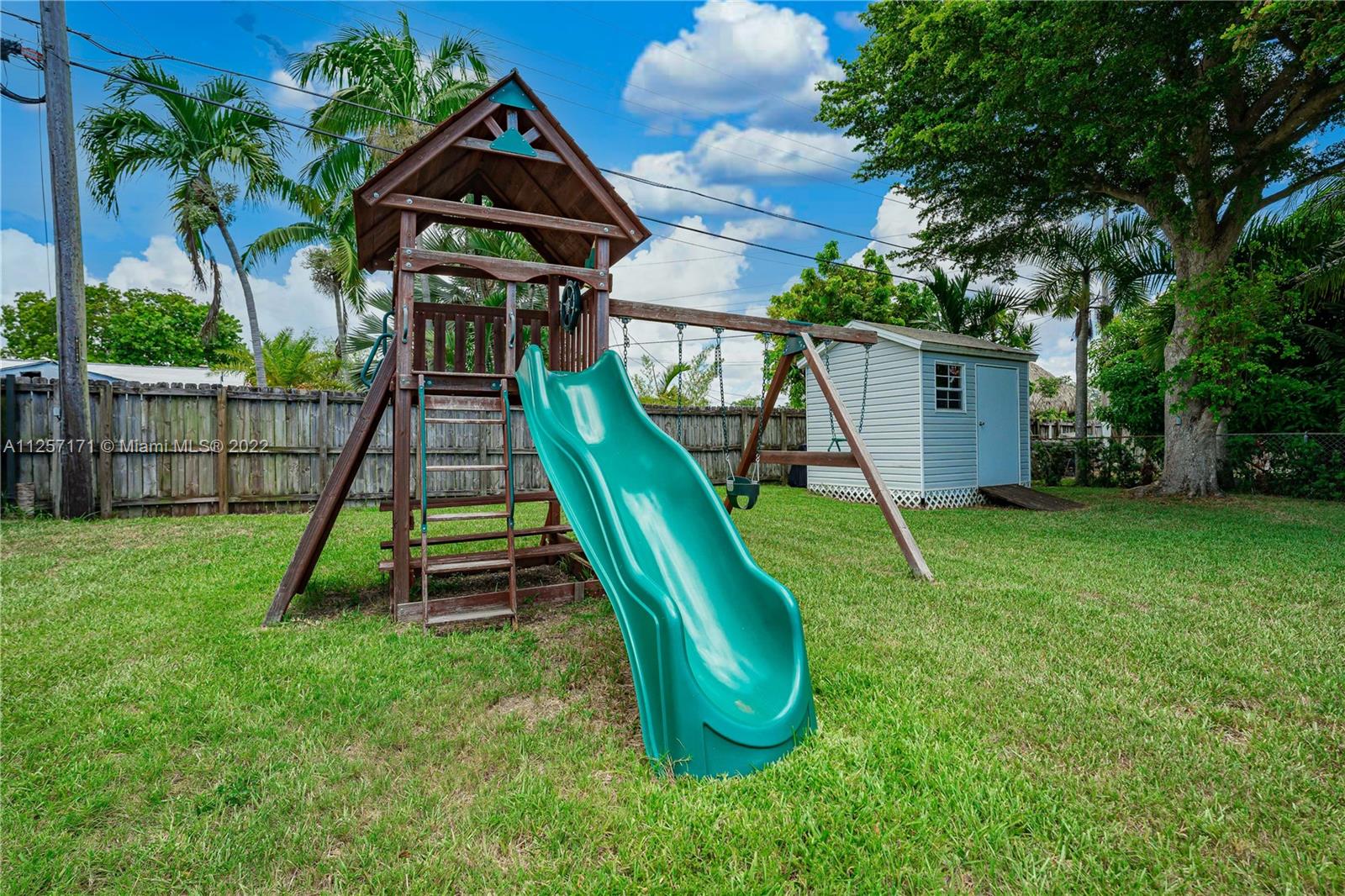 19218 Southwest 92nd Road Cutler Bay, FL 33157 - Photo 34 of 41