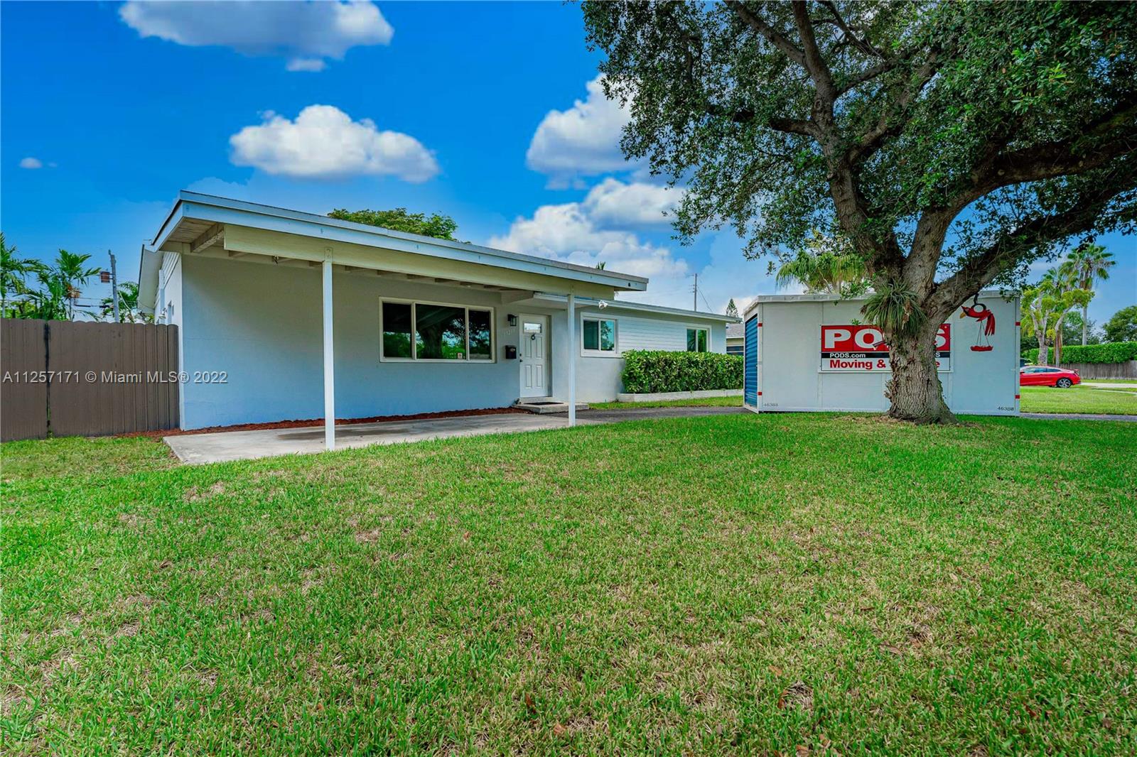 19218 Southwest 92nd Road Cutler Bay, FL 33157 - Photo 36 of 41