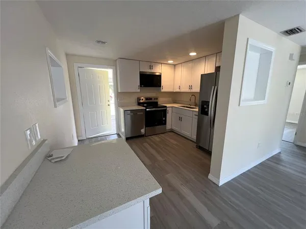 $1,500 | 275 Pineapple Street, Unit 1, Englewood, FL 34223