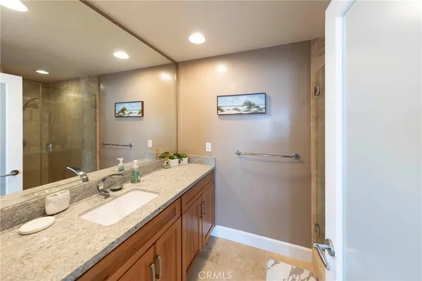 $7,500 | 1040 La Mirada Street, Laguna Beach, CA 92651