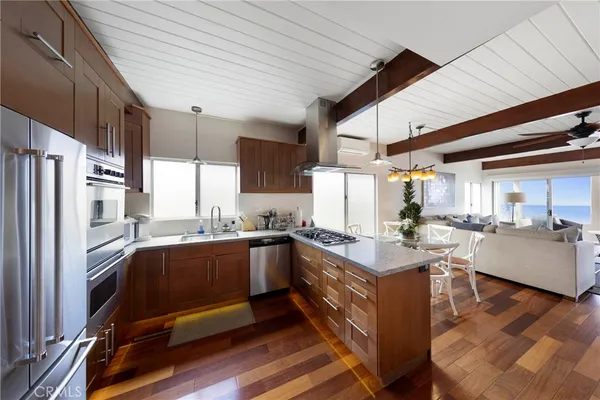 $7,500 | 1040 La Mirada Street, Laguna Beach, CA 92651