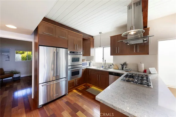 $7,500 | 1040 La Mirada Street, Laguna Beach, CA 92651