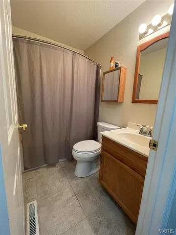 $2,100 | 335 Moultrie Lane, O'Fallon, IL 62269