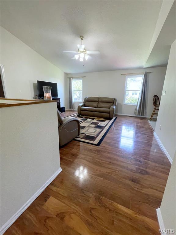 335 Moultrie Lane O'Fallon, IL 62269 - Photo 7 of 25