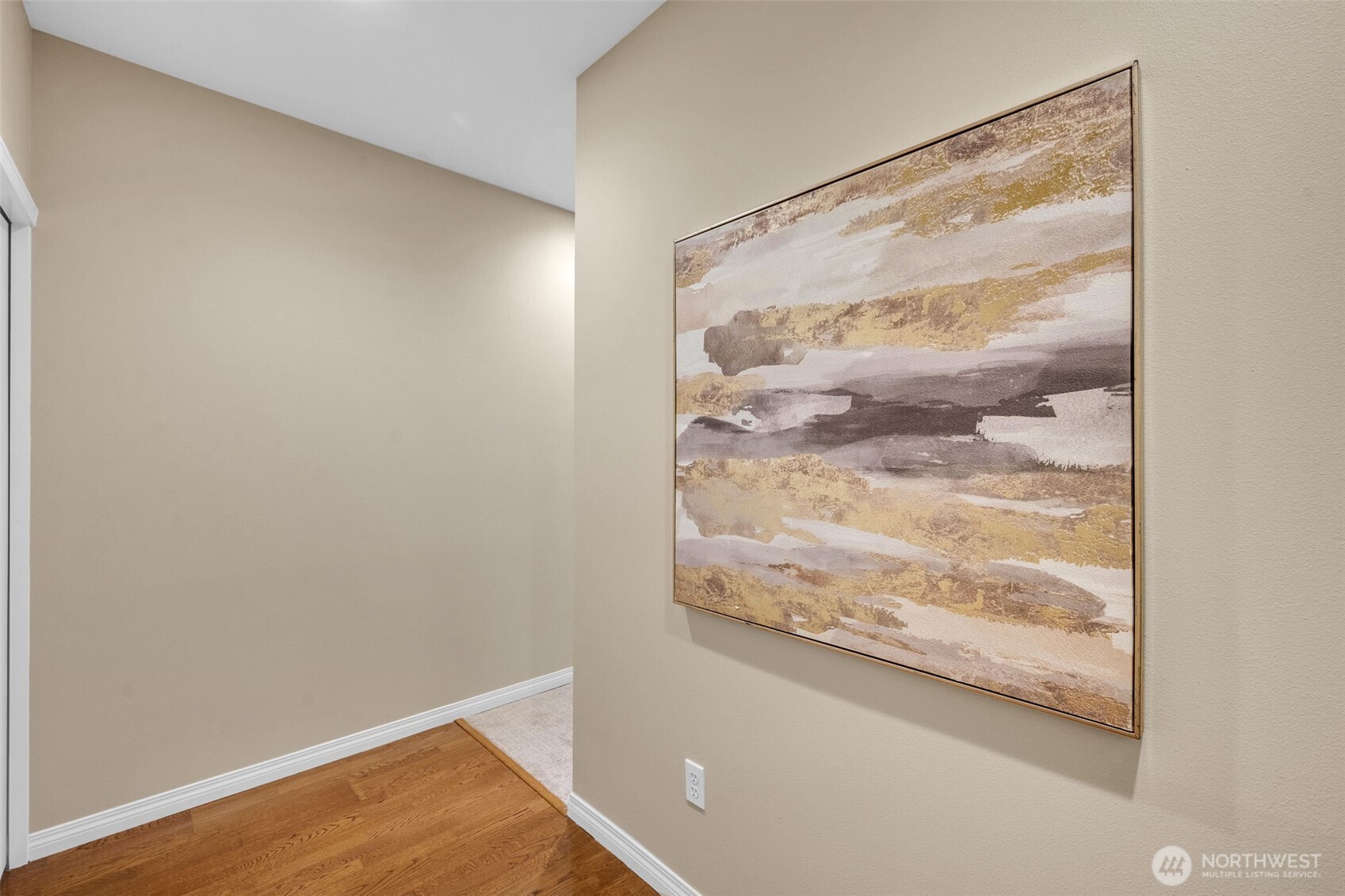 3112 Southwest Avalon Way, Unit 302 Seattle, WA 98126 - Photo 3 of 40 a view of a small room