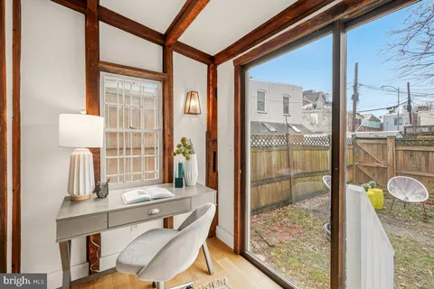 $799,000 | 505 9th Street Southeast, Washington, DC 20003