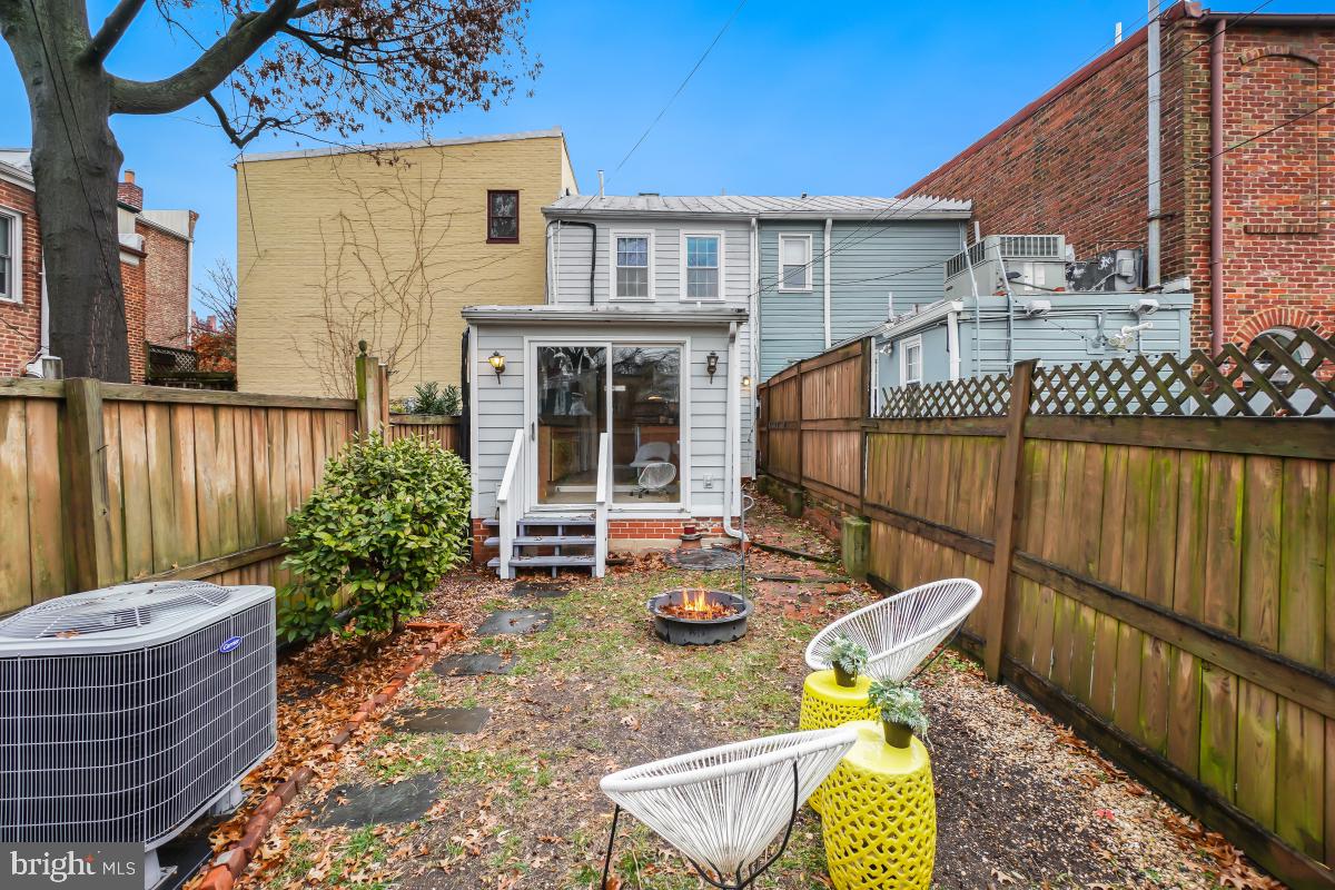 505 9th Street Southeast Washington, DC 20003 - Photo 30 of 30 a view of a patio with couches chairs and wooden floor