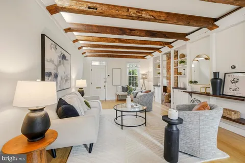 $799,000 | 505 9th Street Southeast, Washington, DC 20003