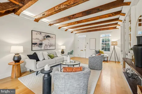 $799,000 | 505 9th Street Southeast, Washington, DC 20003