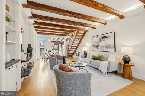 $799,000 | 505 9th Street Southeast, Washington, DC 20003