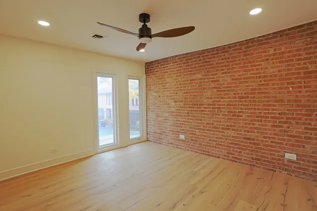 $750,000 | 1719 Wildberry Drive, Unit B, Glenview, IL 60025