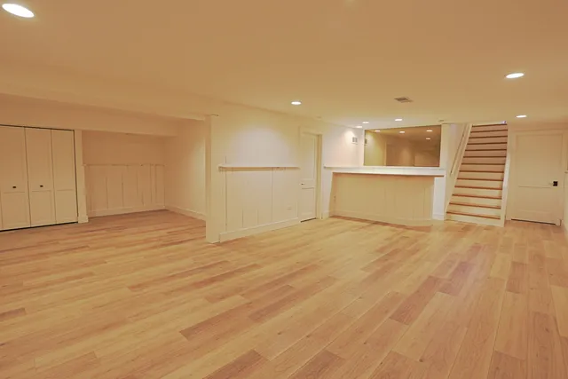 $750,000 | 1719 Wildberry Drive, Unit B, Glenview, IL 60025