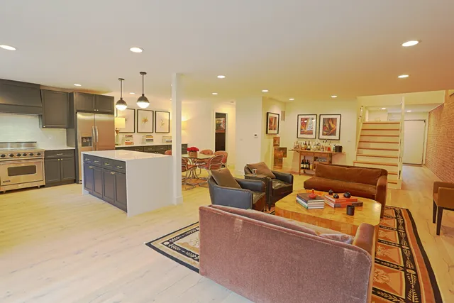 $750,000 | 1719 Wildberry Drive, Unit B, Glenview, IL 60025