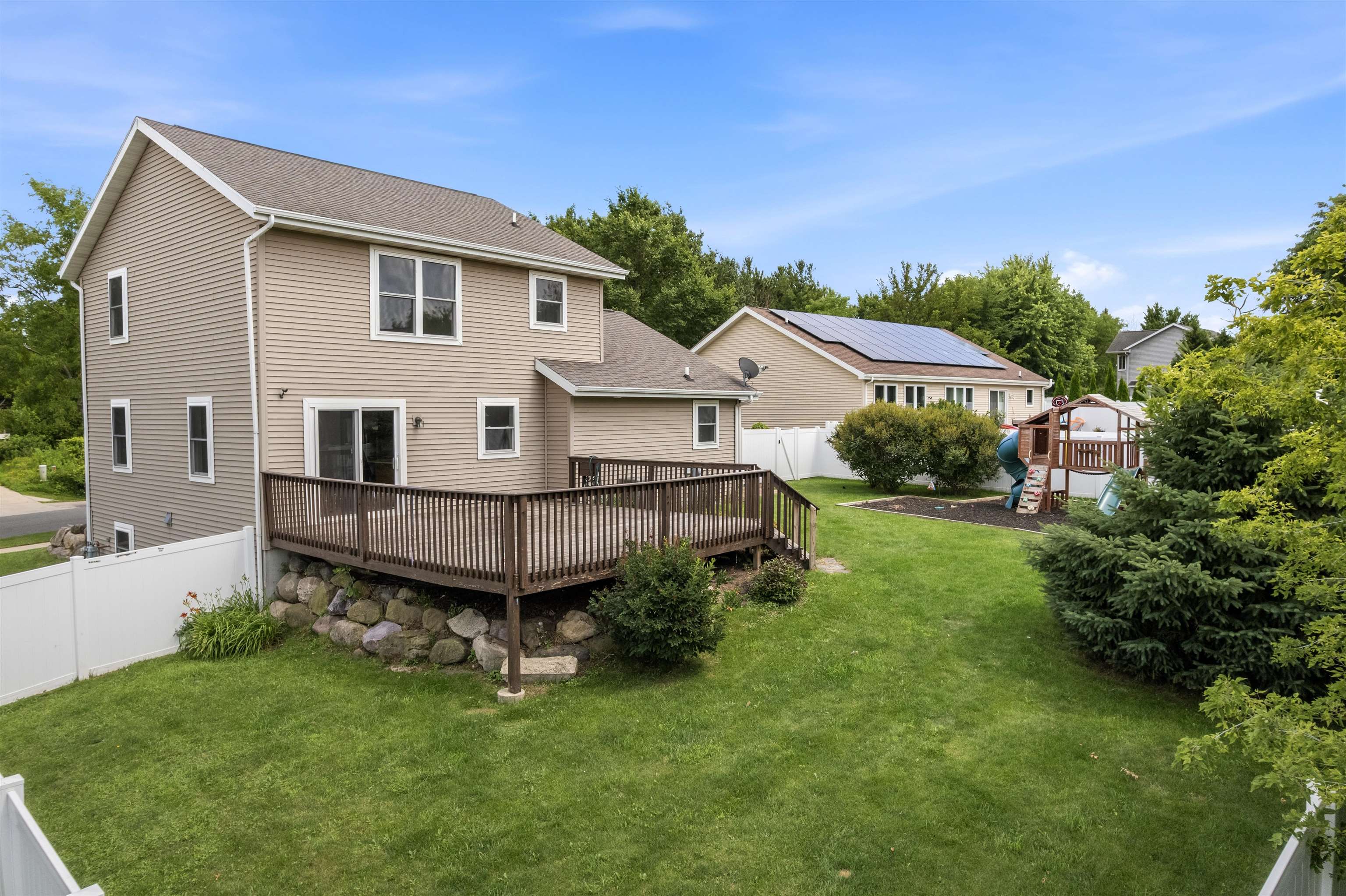 210 Rustic Drive Madison, WI 53718 - Photo 34 of 35