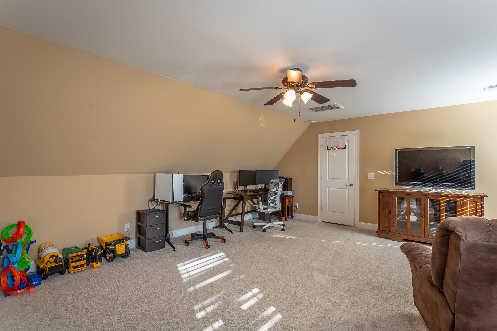 8571 Keystone Circle Chattanooga, TN 37421 - Photo 32 of 48 8571 Keystone Circle HD-40