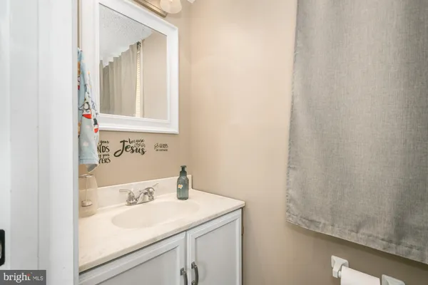 $339,000 | 697 Monte Vista Road, Oakland, MD 21550