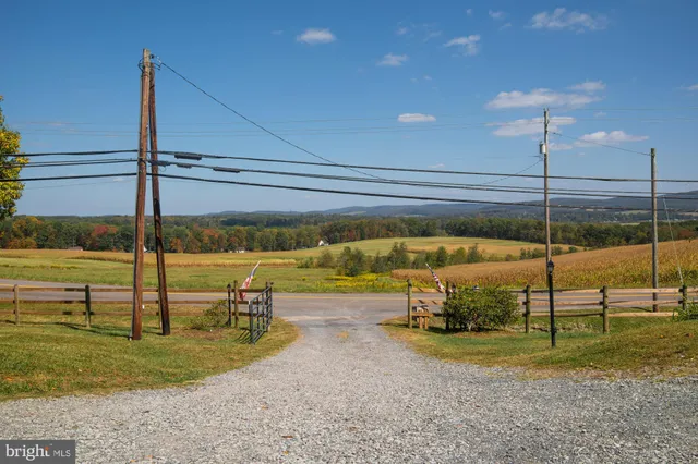 $339,000 | 697 Monte Vista Road, Oakland, MD 21550