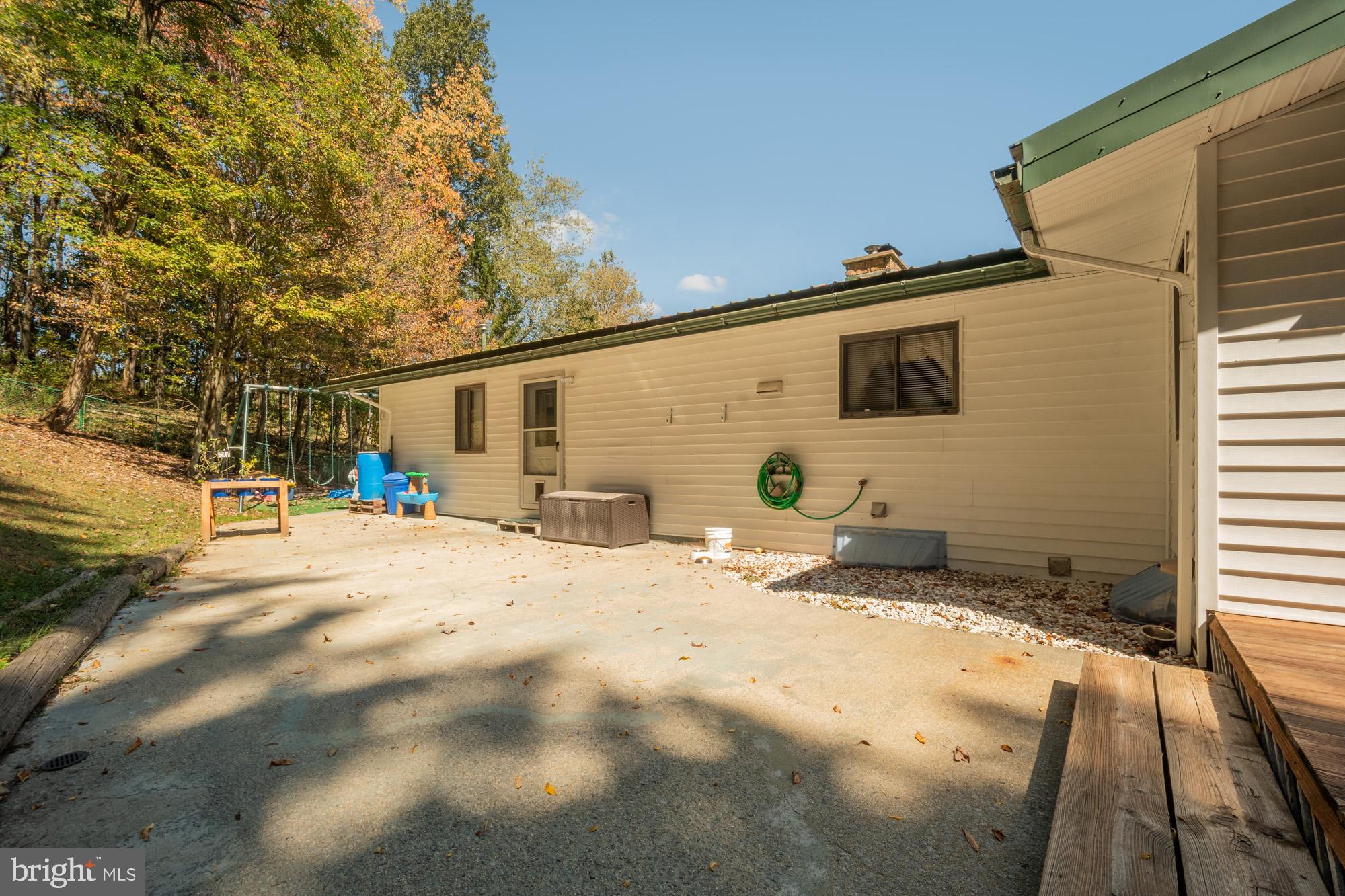 697 Monte Vista Road Oakland, MD 21550 - Photo 9 of 56