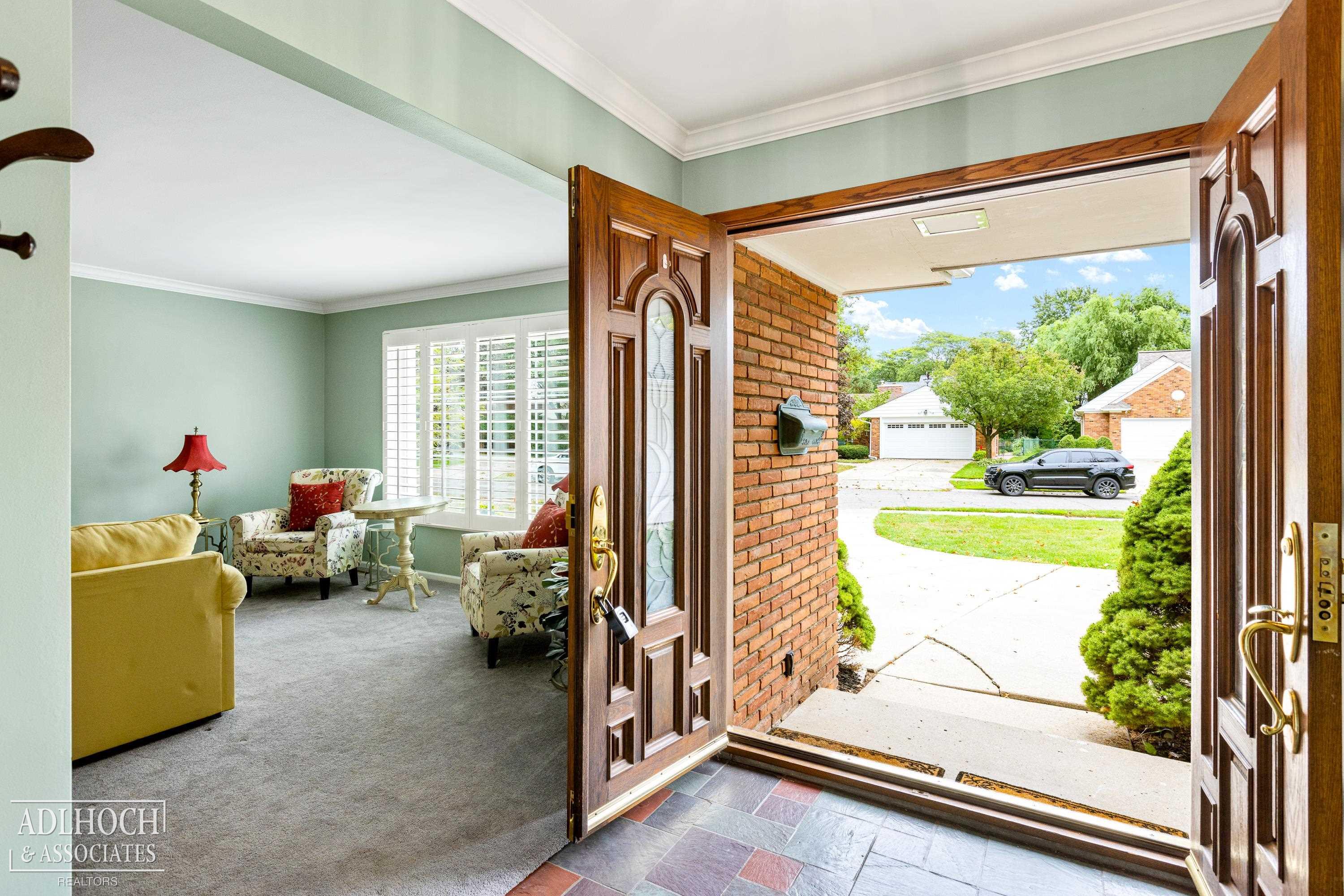 442 Barclay Road Grosse Pointe, MI 48236 - Photo 31 of 34 double doors