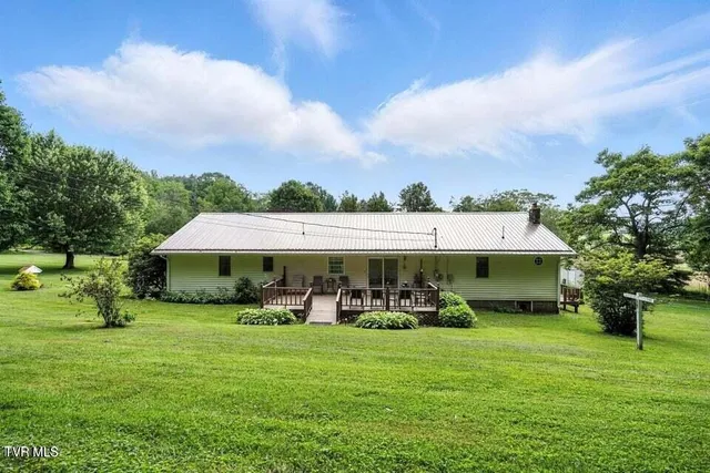$499,900 | 1037 Swift Hollow Road, Mountain City, TN 37683