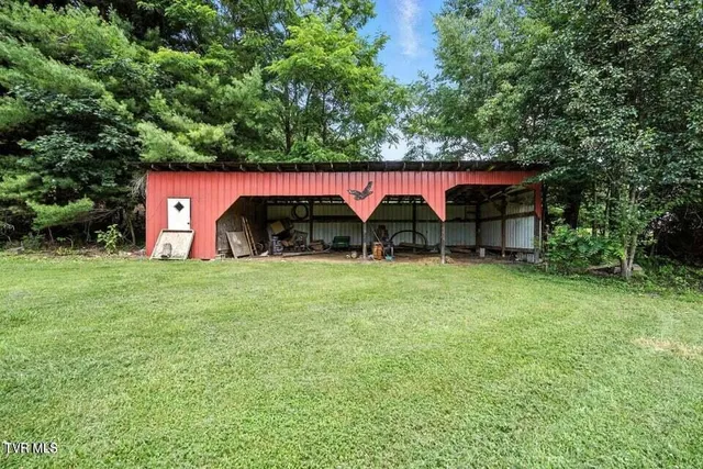 $499,900 | 1037 Swift Hollow Road, Mountain City, TN 37683