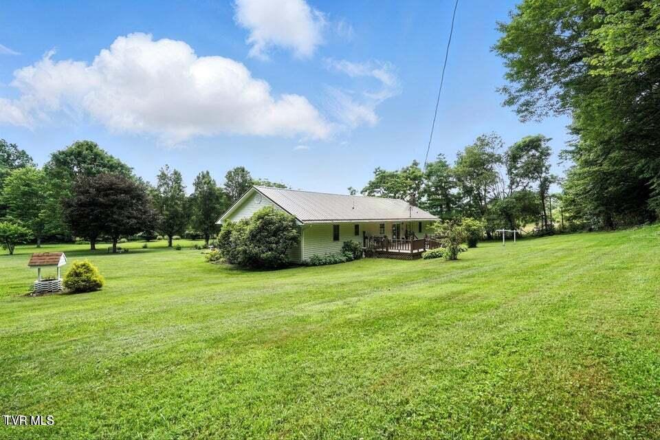 1037 Swift Hollow Road Mountain City, TN 37683 - Photo 44 of 47 privacy