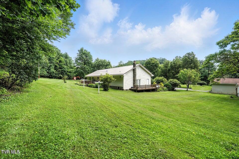 1037 Swift Hollow Road Mountain City, TN 37683 - Photo 46 of 47 sideyard