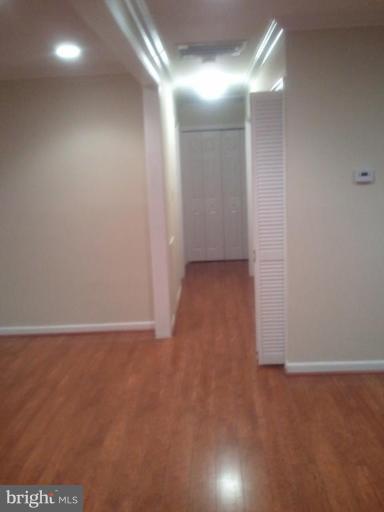 6013 Frontier Drive Springfield, VA 22150 - Photo 11 of 12 Hallway