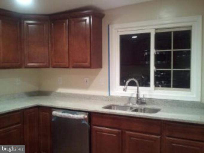 6013 Frontier Drive Springfield, VA 22150 - Photo 6 of 12 Kitchen #3