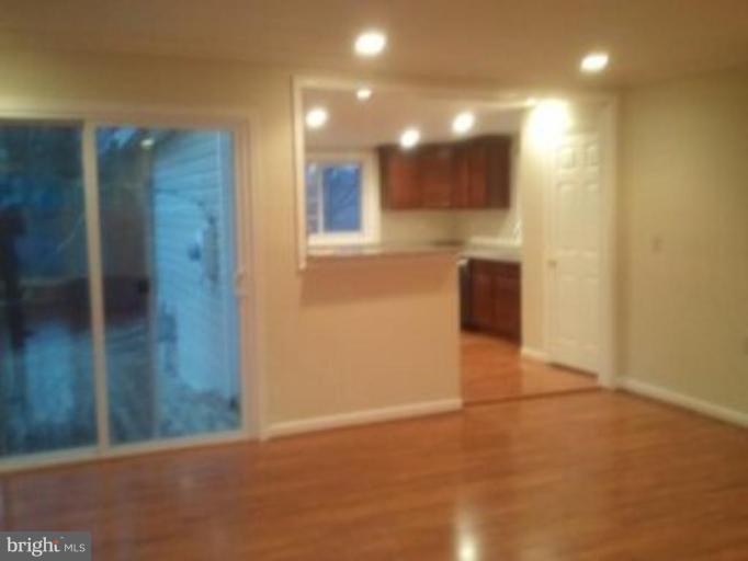 6013 Frontier Drive Springfield, VA 22150 - Photo 10 of 12 Dining Area