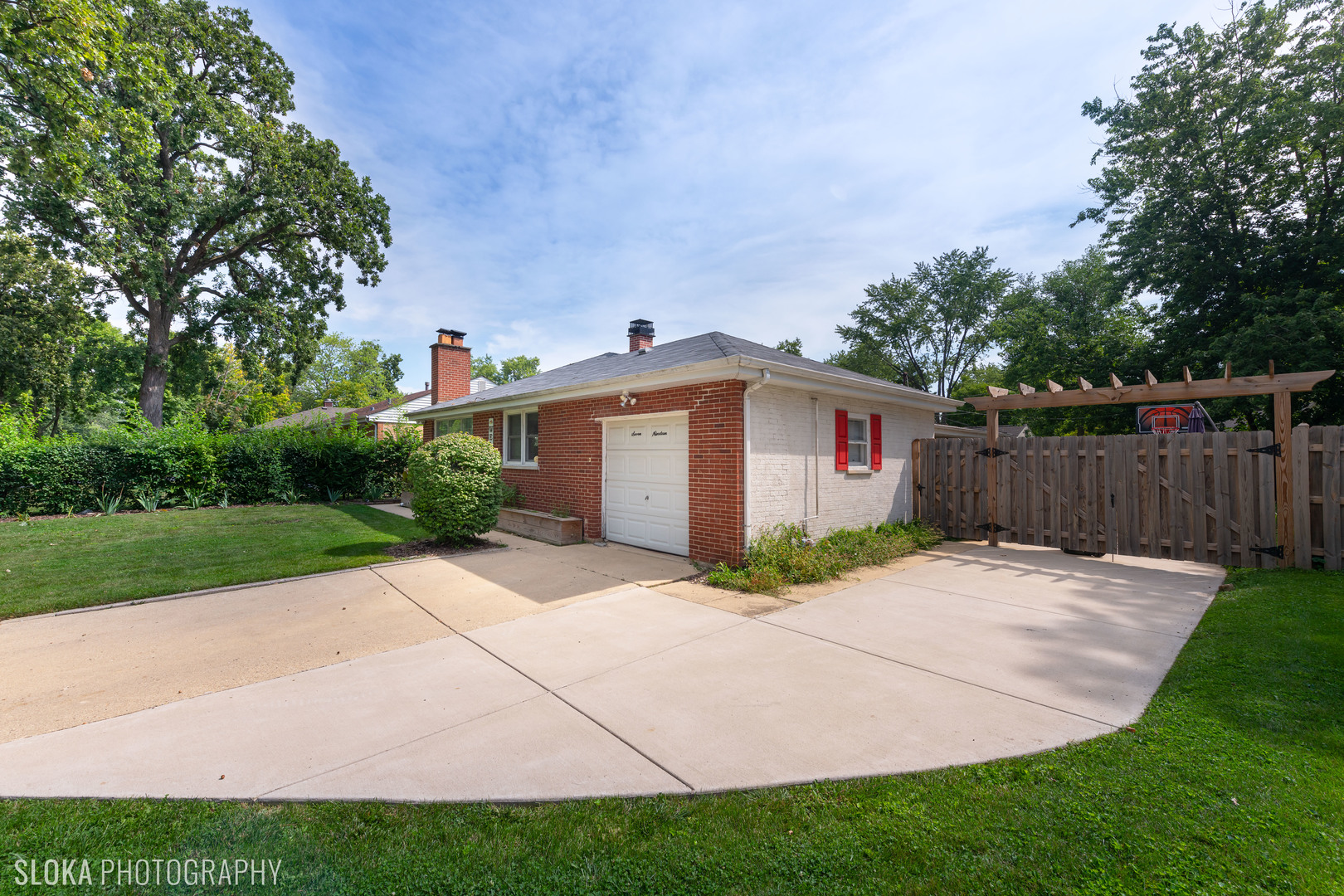 719 Spring Street Roselle, IL 60172 - Photo 2 of 28 Gallery Image 2