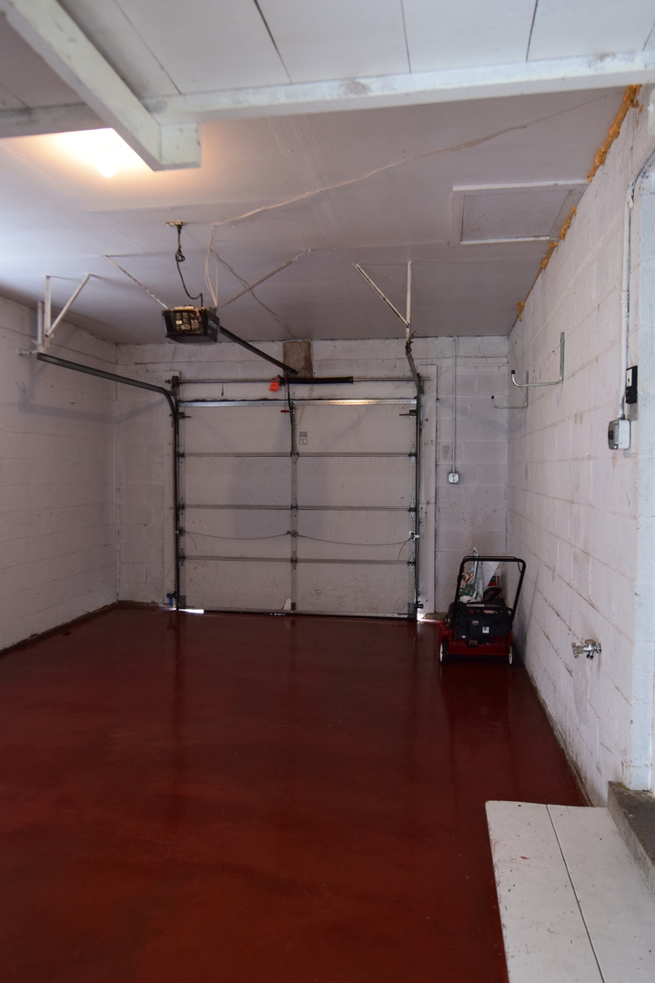 719 Spring Street Roselle, IL 60172 - Photo 27 of 28 Gallery Image 27