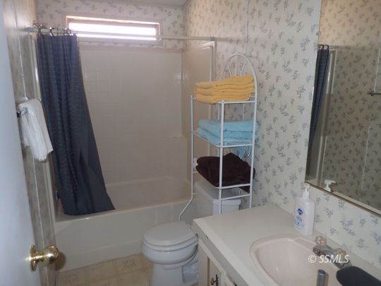5444 Weiman Avenue Ridgecrest, CA 93555 - Photo 10 of 20 Gallery Image 10