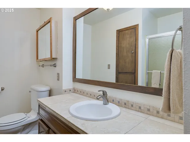 $465,000 | 11644 Northeast San Rafael Street, Portland, OR 97220