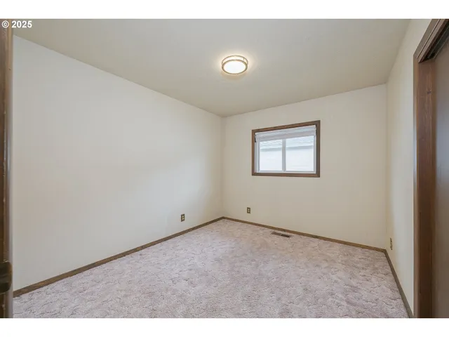 $465,000 | 11644 Northeast San Rafael Street, Portland, OR 97220