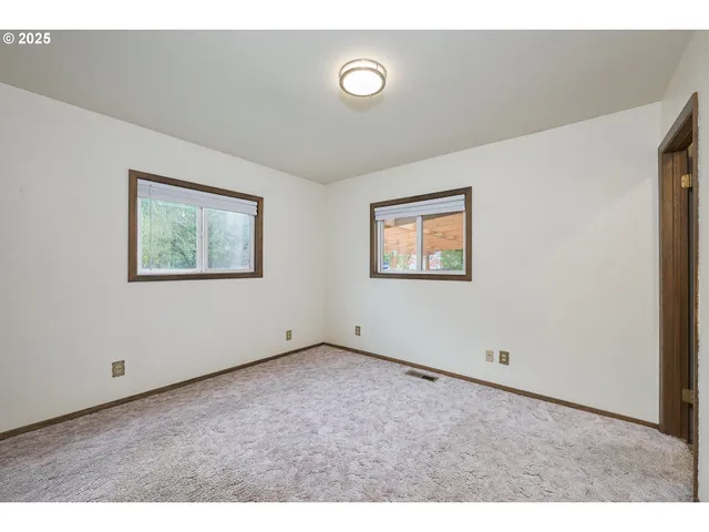 $465,000 | 11644 Northeast San Rafael Street, Portland, OR 97220