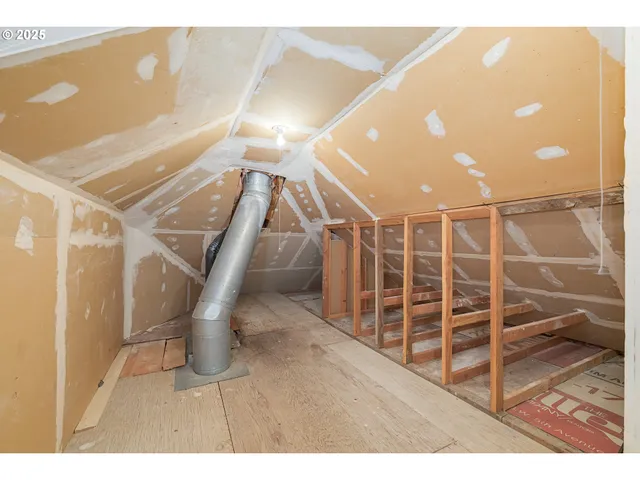 $465,000 | 11644 Northeast San Rafael Street, Portland, OR 97220