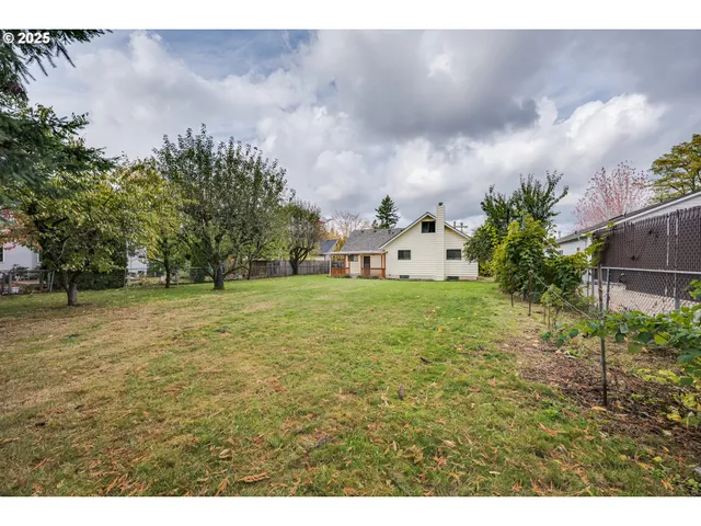 $465,000 | 11644 Northeast San Rafael Street, Portland, OR 97220