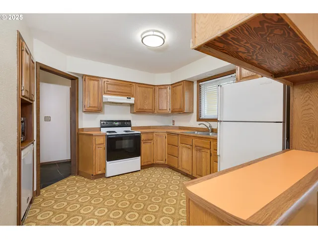 $465,000 | 11644 Northeast San Rafael Street, Portland, OR 97220