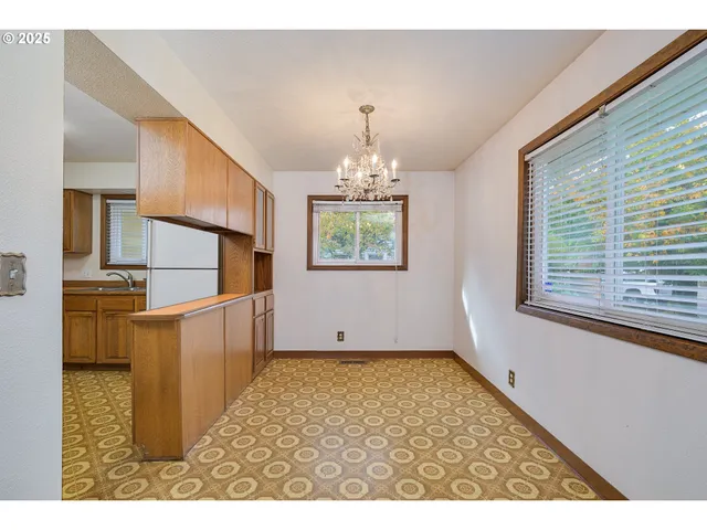 $465,000 | 11644 Northeast San Rafael Street, Portland, OR 97220