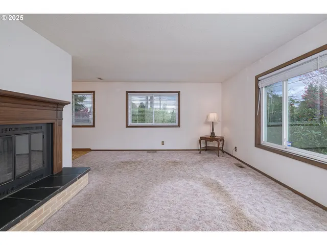 $465,000 | 11644 Northeast San Rafael Street, Portland, OR 97220