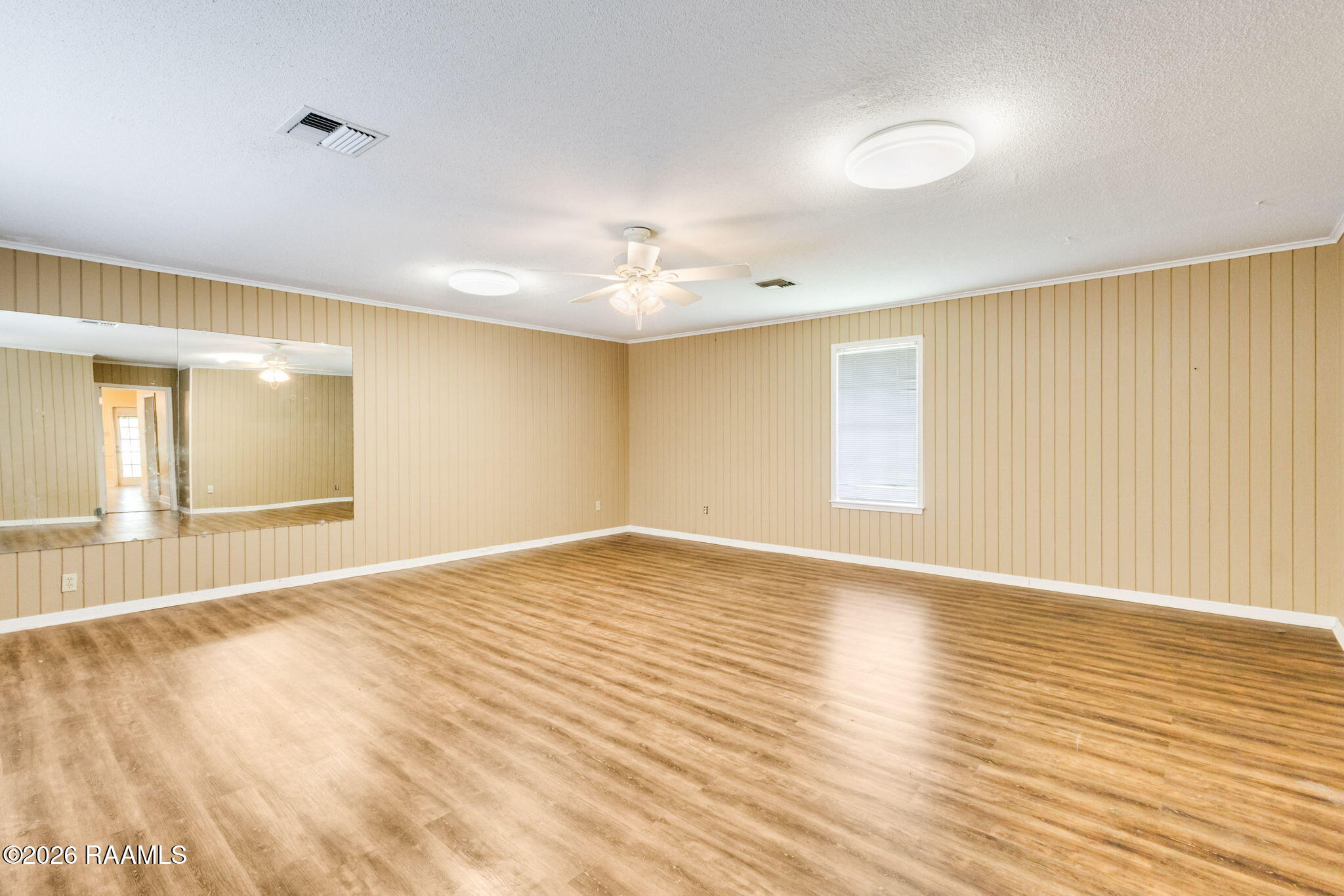 403 North Michot Road Lafayette, LA 70508 - Photo 3 of 22 403 N Michot Game room