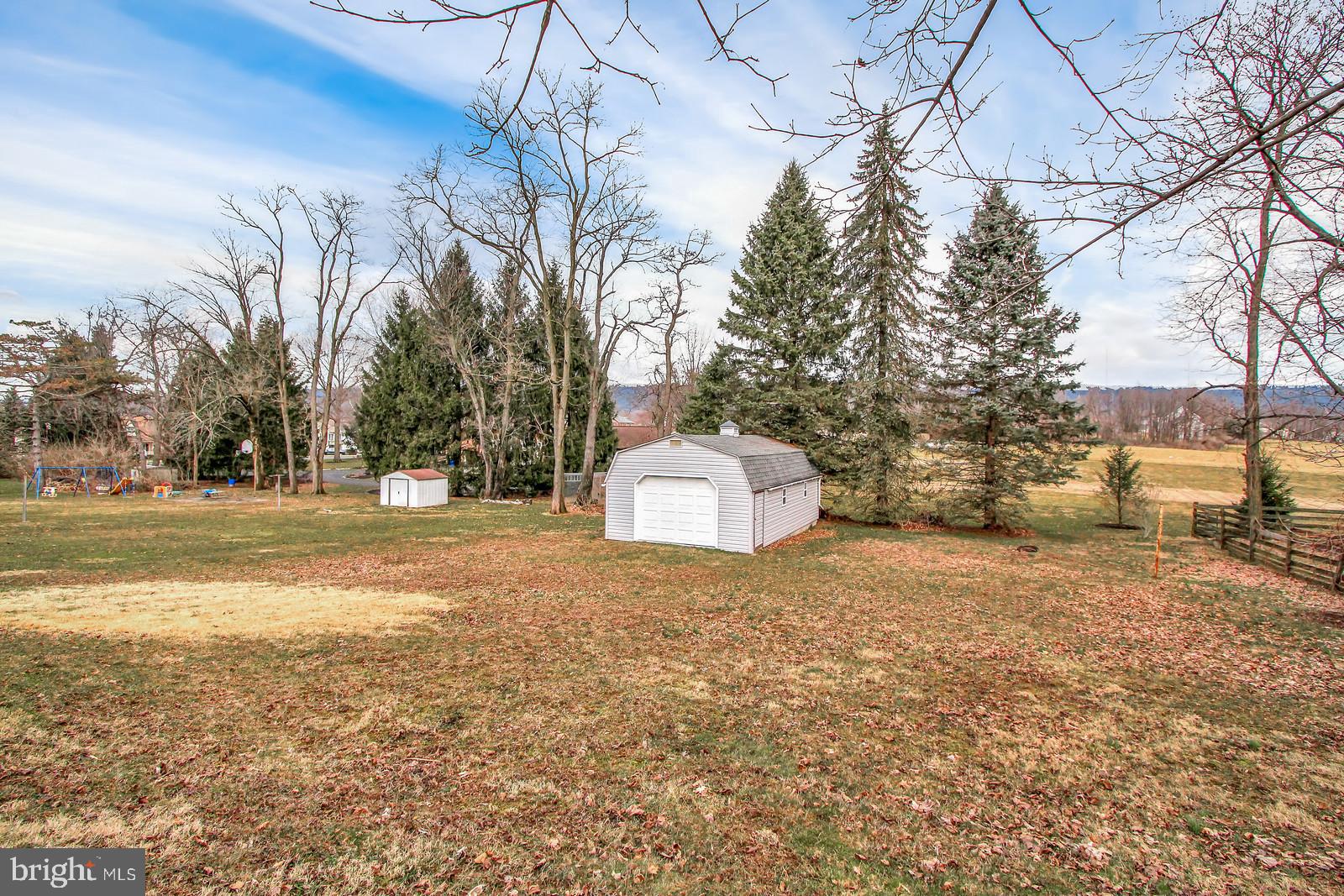 28 Sharon Road Enola, PA 17025 - Photo 24 of 27 Yard and Shed