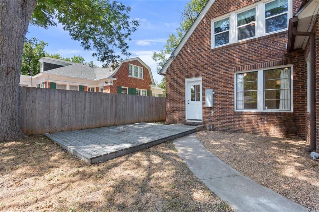 2122 Colcord Avenue Waco, TX 76707 - Photo 35 of 39 Gallery Image 35