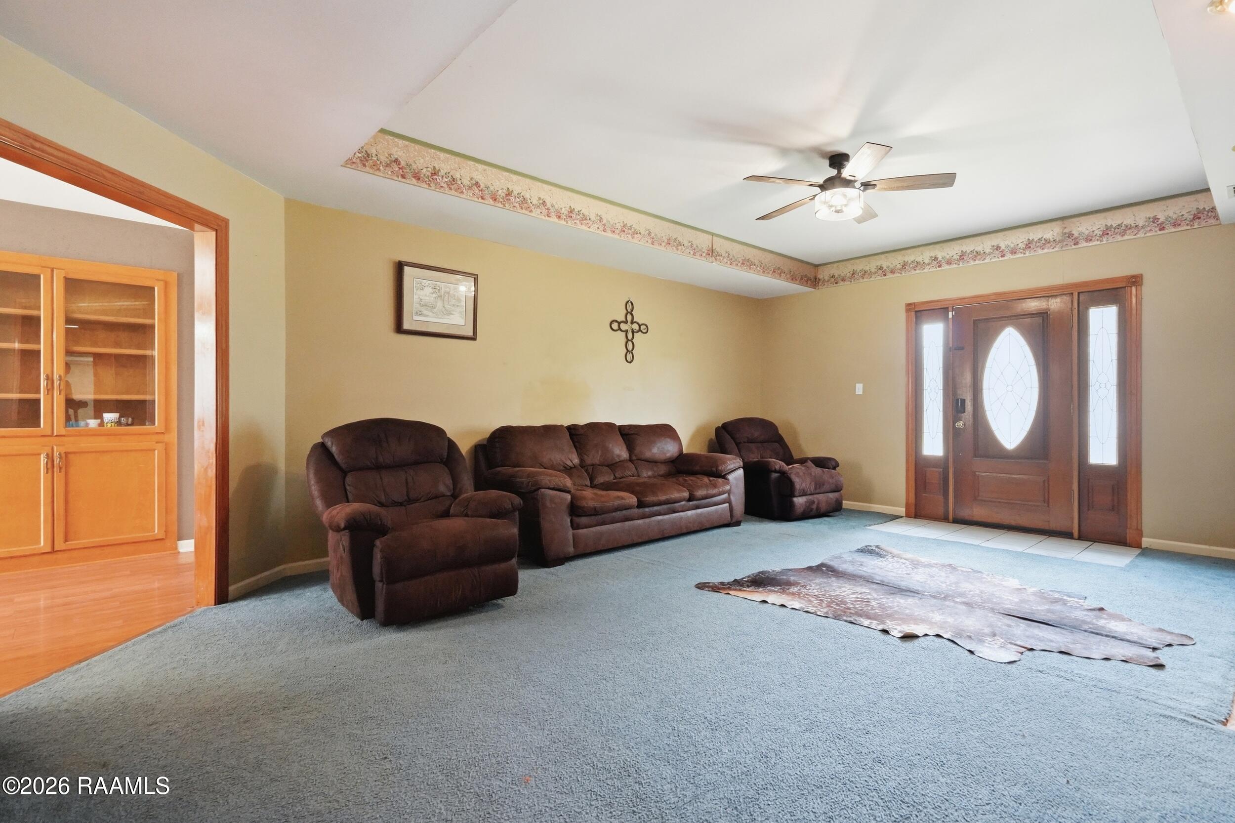 126 Rye Circle Scott, LA 70583 - Photo 5 of 20 living room 2