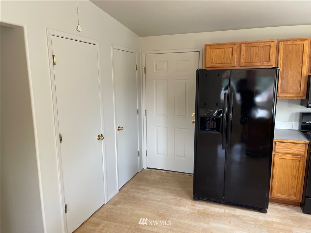 4710 Southeast Foss Road Port Orchard, WA 98366 - Photo 12 of 31 Gallery Image 12