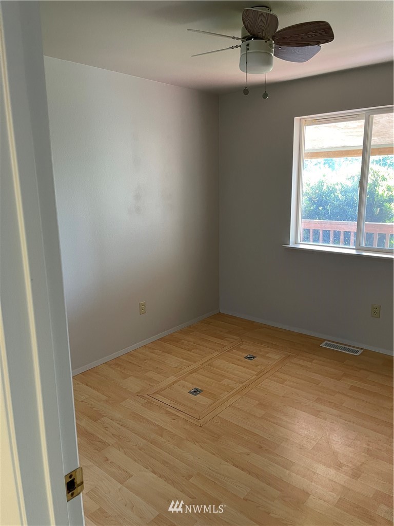 4710 Southeast Foss Road Port Orchard, WA 98366 - Photo 15 of 31 Gallery Image 15